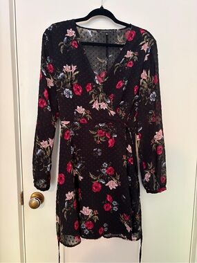 Dynamite Black Floral Swiss Dot Wrap Dress